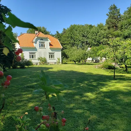 Landlig Idyll 200 Meter Fra Sjoen * Lillesand