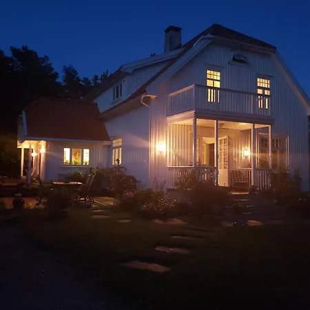 Landlig Idyll 200 Meter Fra Sjoen Villa Lillesand